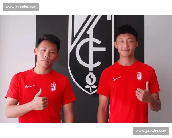 申花双将百场里程碑！汪海健徐皓阳赛前获荣誉加冕